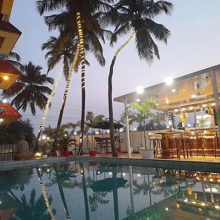 Hotel Goa Continental Arpora Exteriör bild