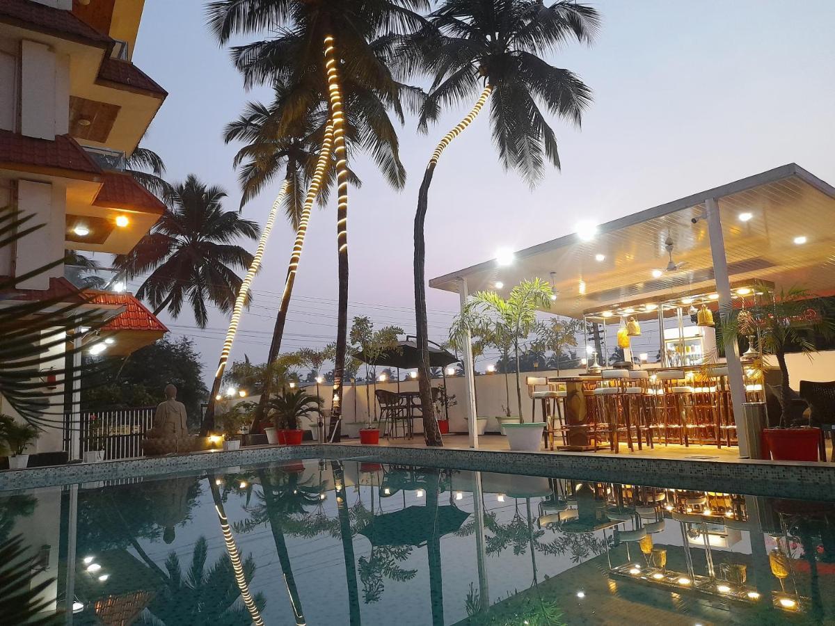 Hotel Goa Continental Arpora Exteriör bild