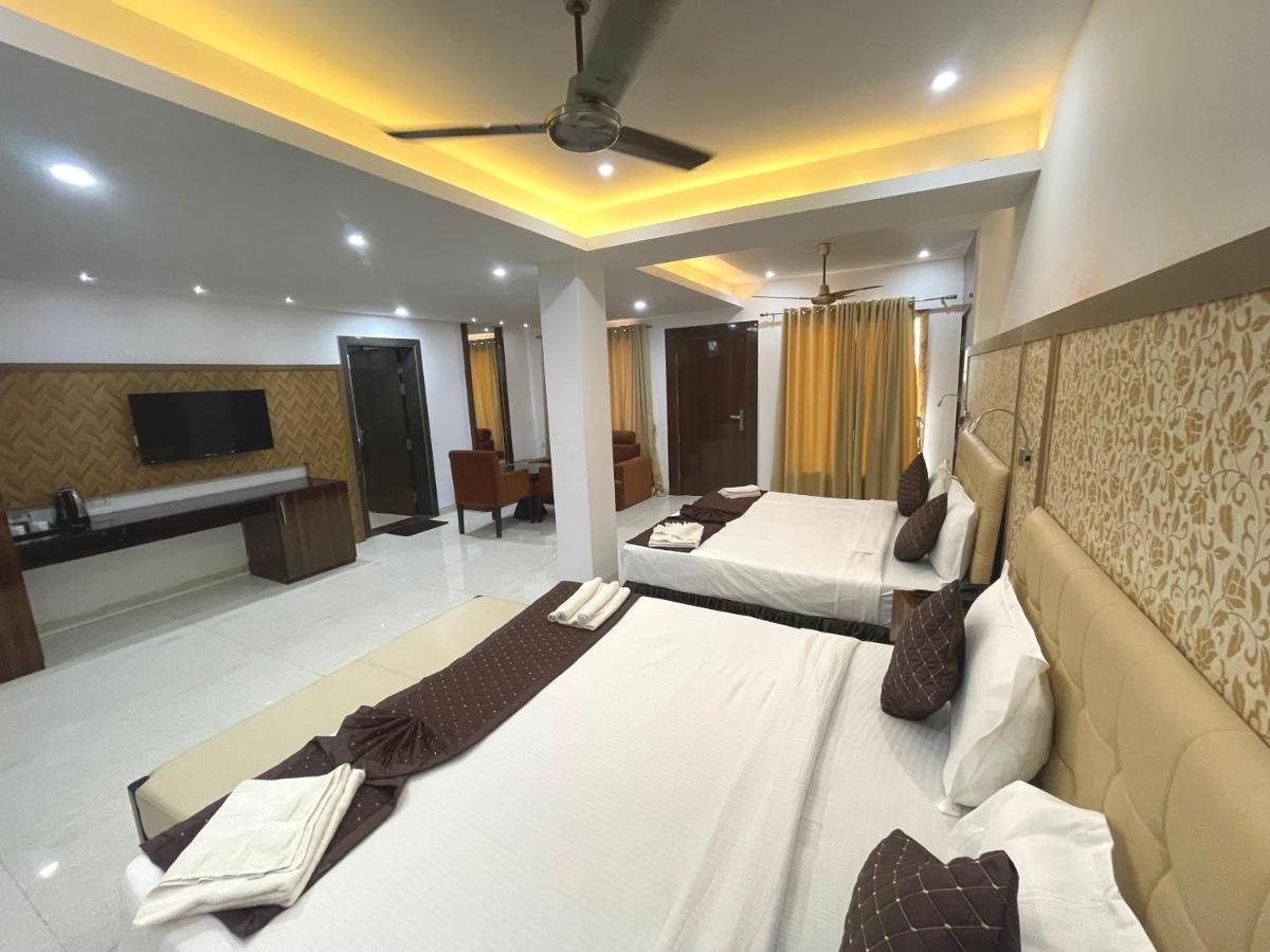 Hotel Goa Continental Arpora Exteriör bild