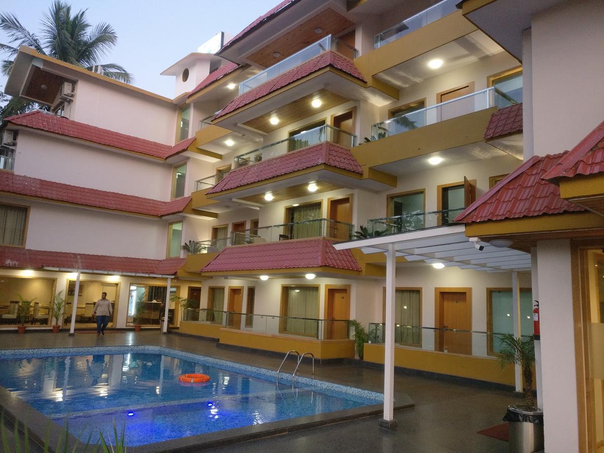 Hotel Goa Continental Arpora Exteriör bild